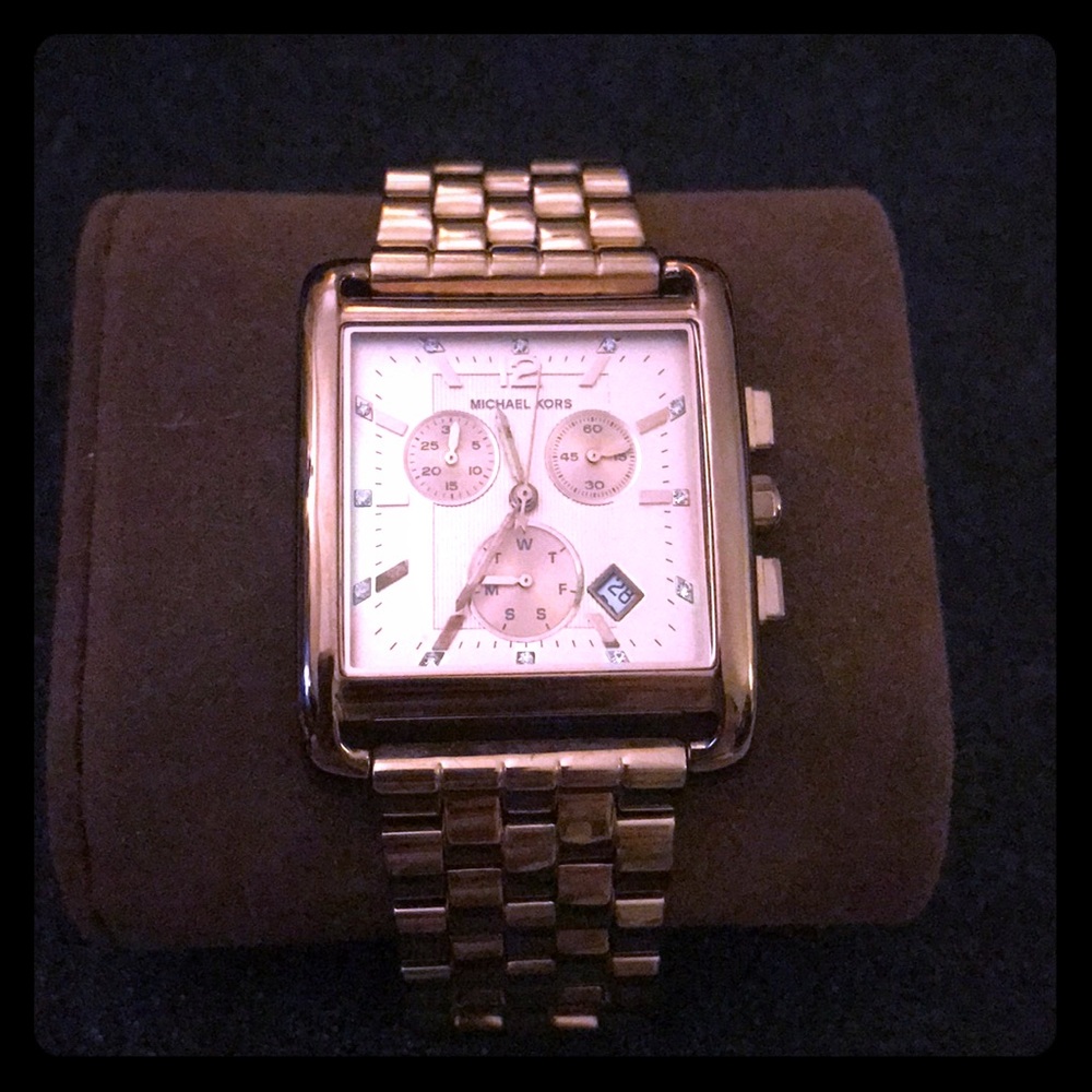 Reduced 💱 XL square face Michael kors watch